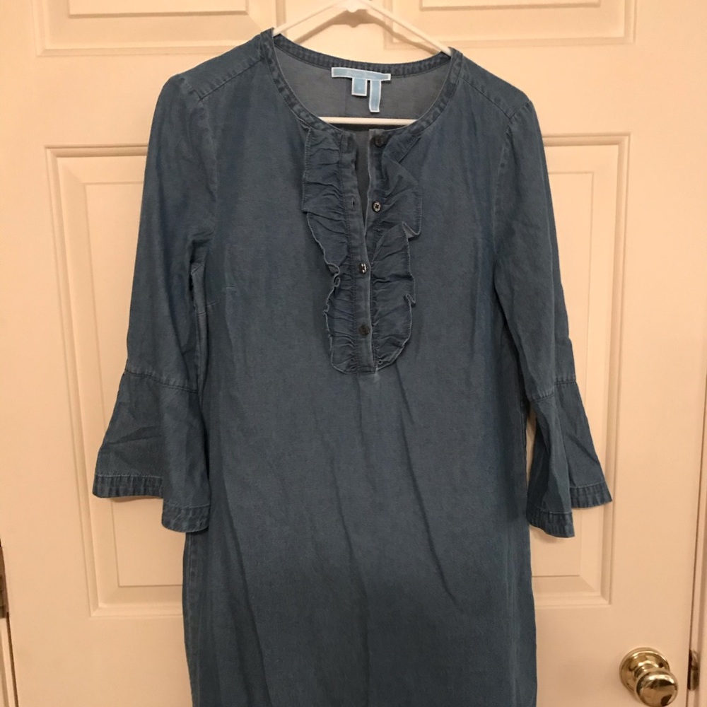 Adorable Draper James Bell Sleeve Dress